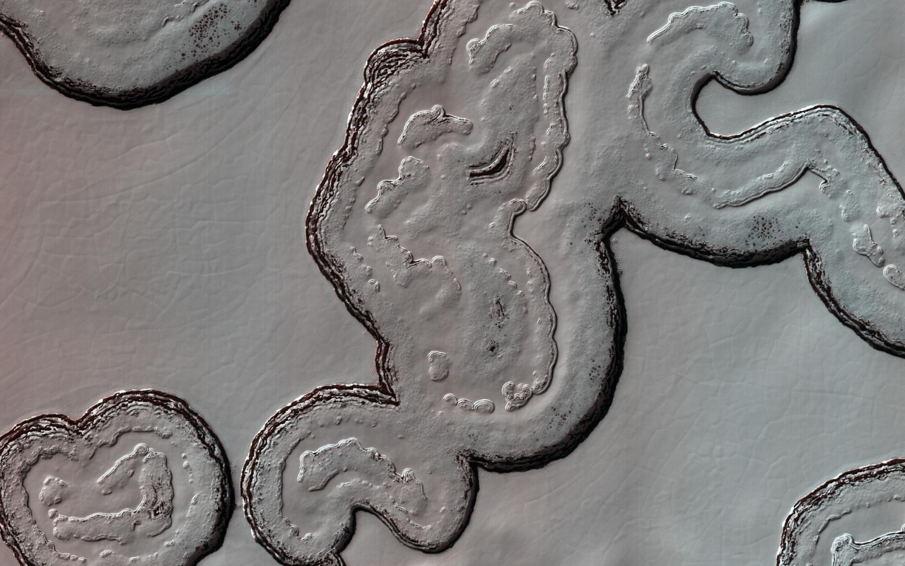 (2월26일 화성 탐사선에서 보내 온 남극모자지형(South Polar Cap Terrain). 사진=NASA/JPL-Caltech/애리조나대학교 제공)