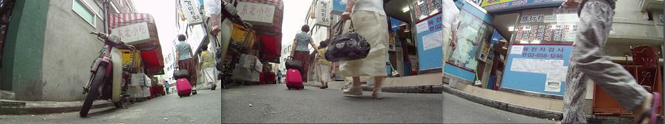 장석준_가리봉 로드 리포트, 3채널 비디오, 스테리오 사운드, 2010 / 사진=서울시 제공