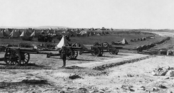 1917년 예루살렘 전투에 참전한 영국군 포병대. (공개도메인) 