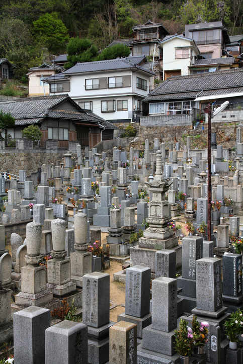 일본의 도심 공동묘지. 게티이미지뱅크