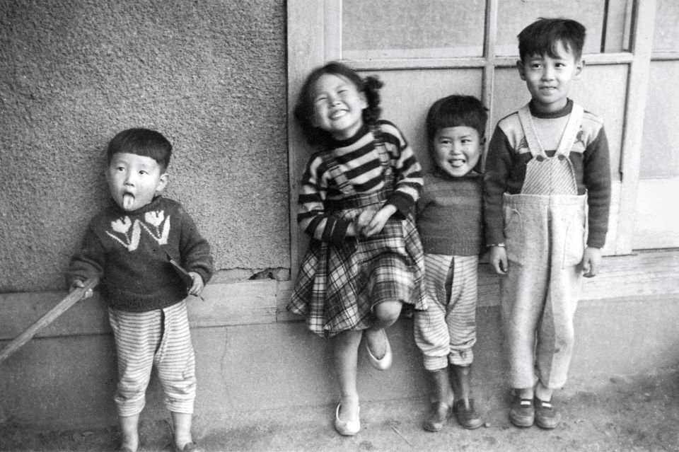 가회동 골목의 아이들(1953) / 사진=서울시 제공