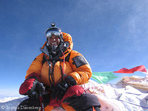소피아 다넨버그는 2006년 최초 흑인 여성 에베레스트 등반. 사진=소피아 다넨버그<br>